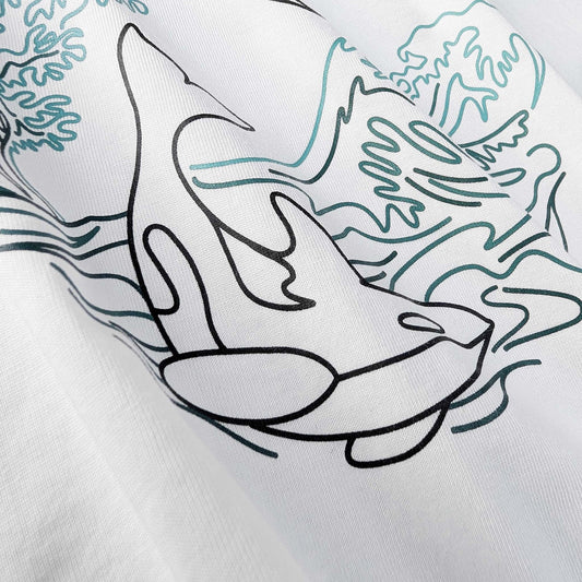 Women's Orca Whale Z08 Short-sleeved Cropped Tshirt